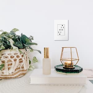 adorne 15 Amp Tamper-Resistant Duplex Outlet with Ultra-Fast 6A PLUS 30W Power Delivery USB Type-C/C, White