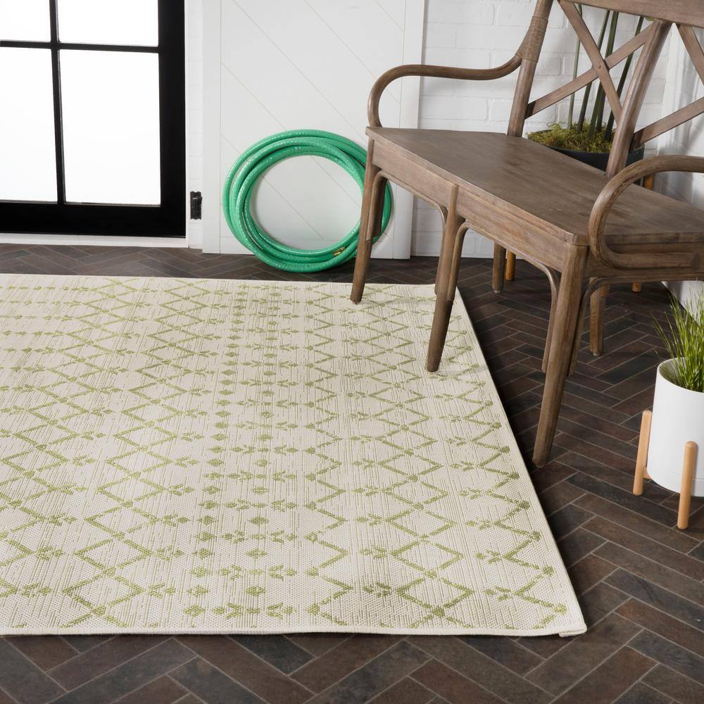 Boho-Chic Moroccan Geometric 5' x 7' Black Synthetic Area Rug