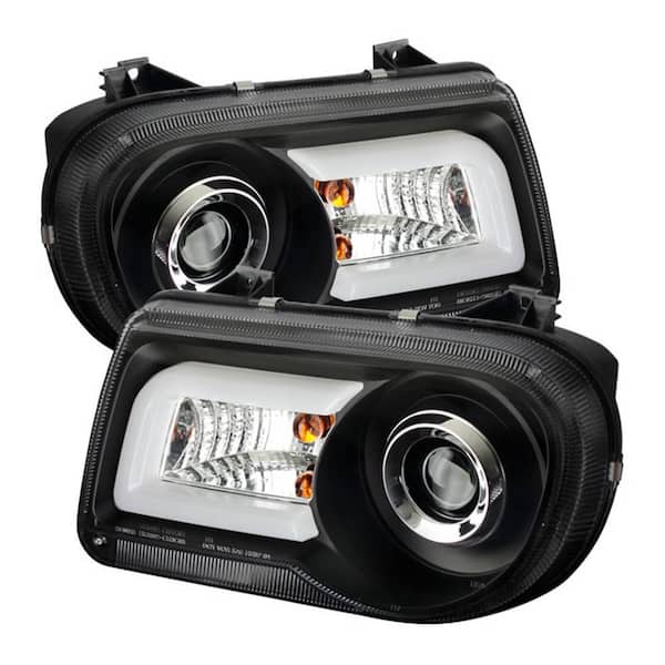 Chrysler 300C 05-10 Projector Headlights - LED DRL - Black - High/Low H7 (Included)