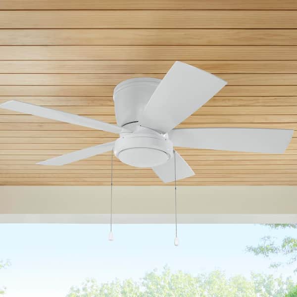 Home Decorators Collection Arleigh 44 In Indoor Outdoor Wet Rated White Low Profile Ceiling Fan With Integrated Led Included Am589h Wh The