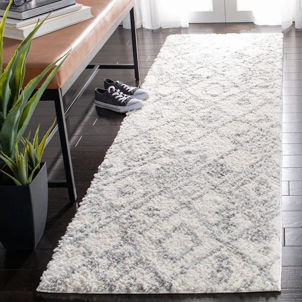 Parma Shag 2 ft. x 5 ft. Cream/Gray Abstract Diamond Runner Rug