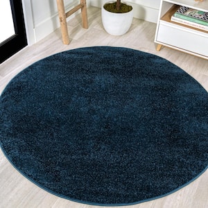 Haze Solid Low-Pile Navy 5 ft. Round Area Rug