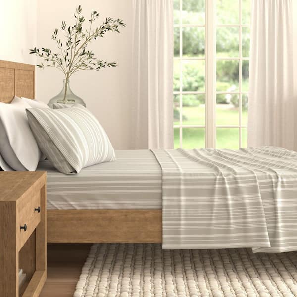FRESHFOLDS Grey Soft Stripe Printed 4-Piece Microfiber Bed Sheet Set