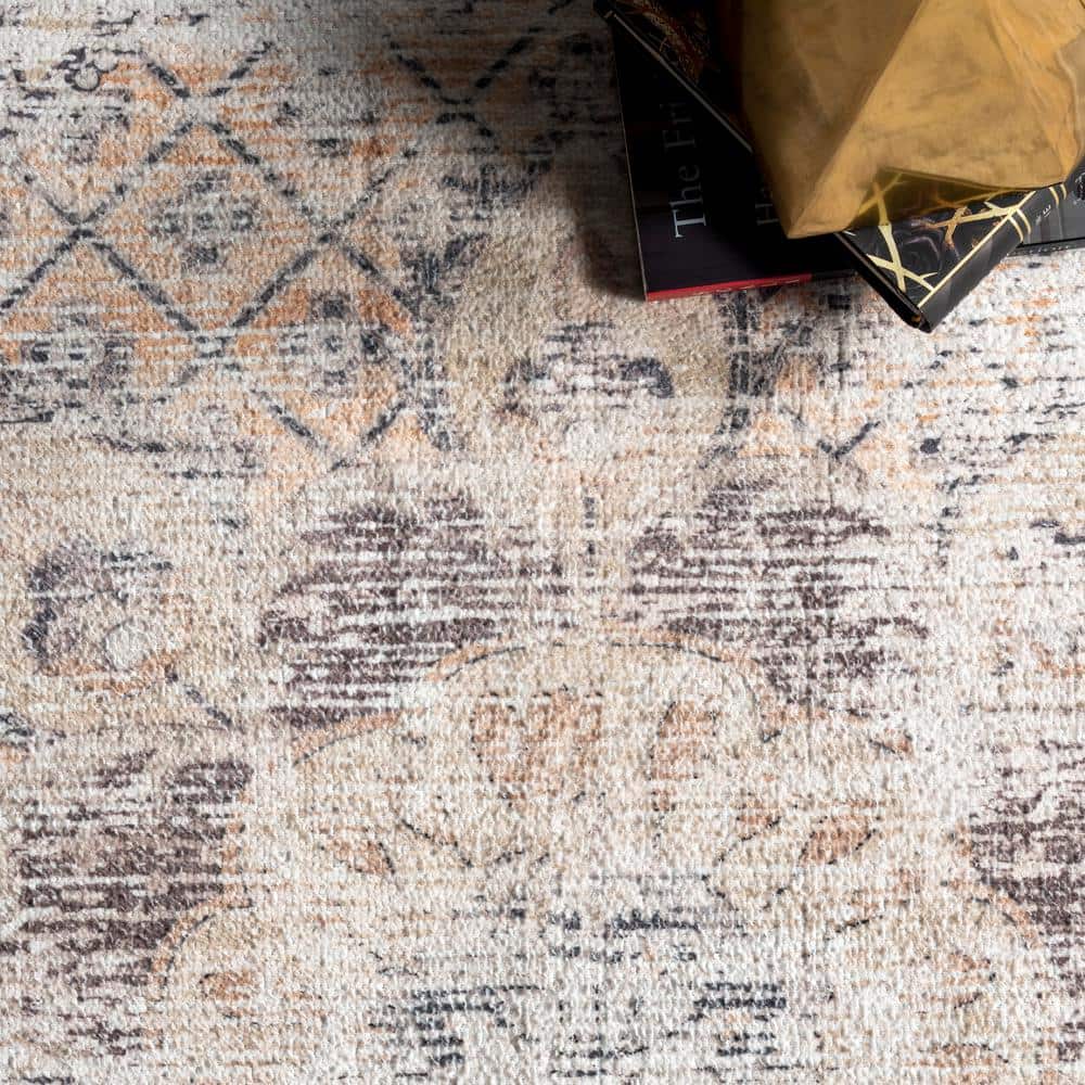 Glenda Light Gray Medallion Washable Synthetic Area Rug