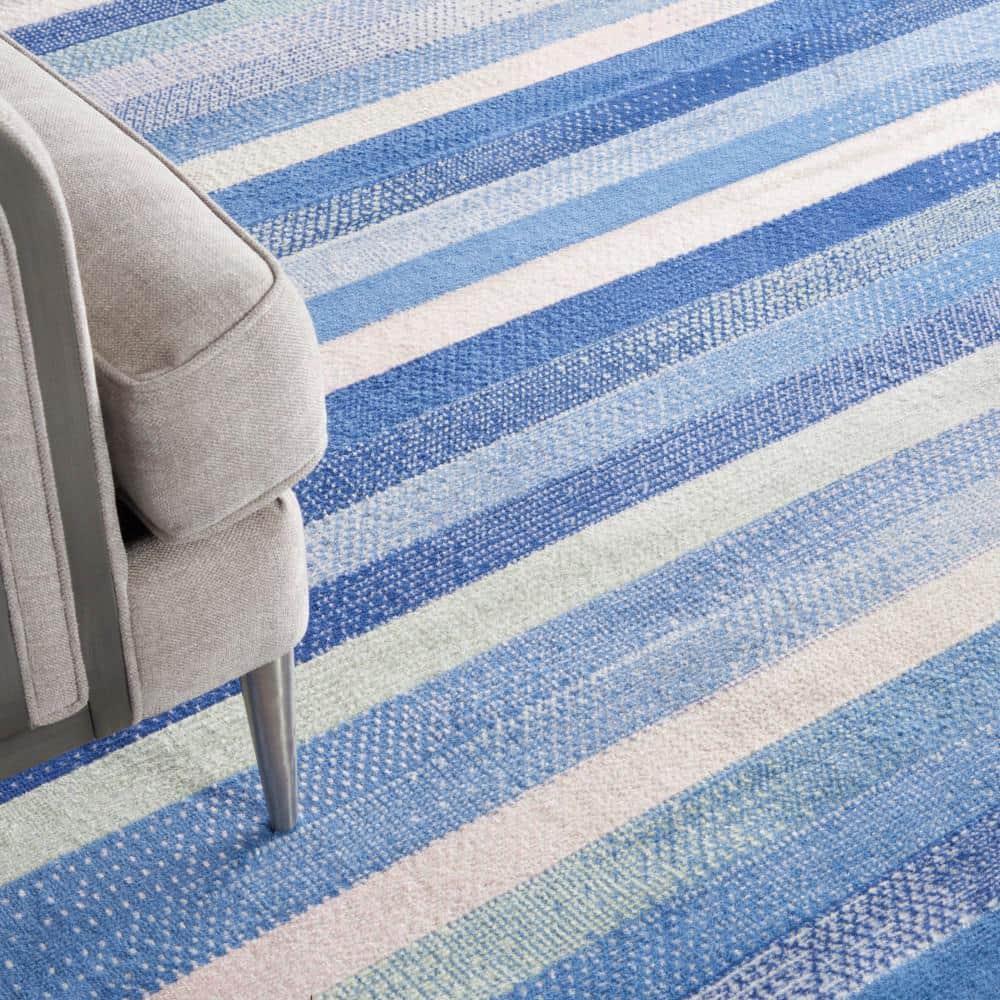 Bohemian Bliss Blue Multicolor Geometric Synthetic Area Rug