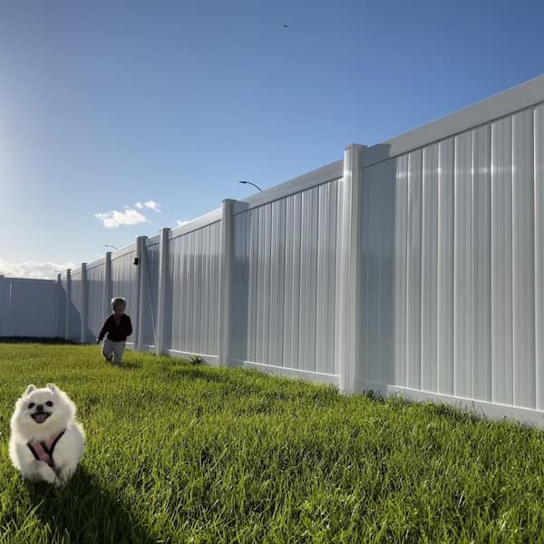 Freedom Brighton 6-ft H x 3-ft to 5-ft W White Vinyl Flat-top Fence Gate Kit No Dig (Unassembled)