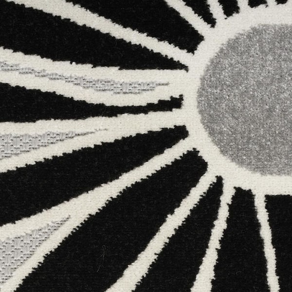 Black, White 3 ft. x 4 ft. Loomed Floral Polypropylene Rectangle Indoor/Outdoor Area Rug