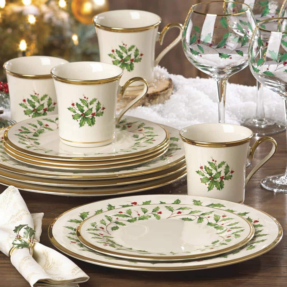 Lenox Holiday 12-Piece Porcelain Dinnerware Set with Gold Detailing