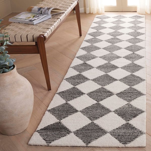 Ebony 2 ft. x 9 ft. Black/Ivory Checkered Runner Rug