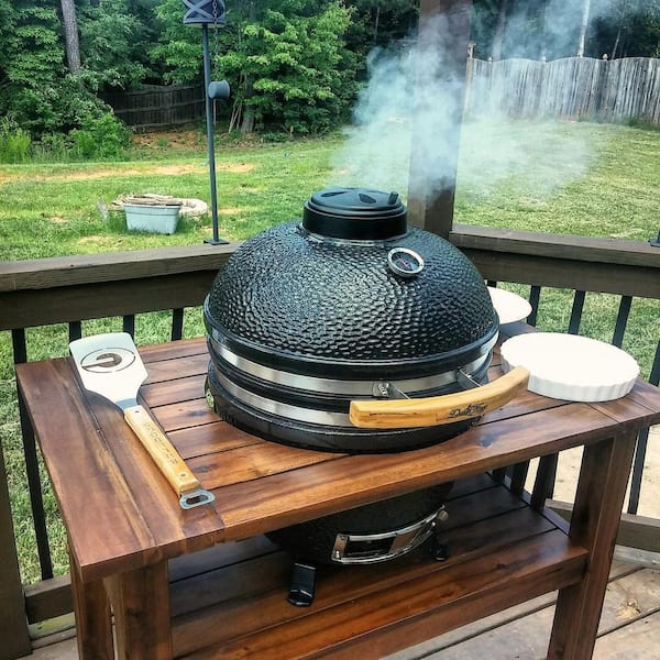 https://images.thdstatic.com/productImages/4003f3c6-7198-4844-a858-3cf3f157c80b/svn/duluth-forge-built-in-grills-140030-31_600.jpg