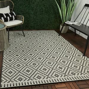 Desta Black 5 ft. x 7 ft. Indoor/Outdoor Area Rug