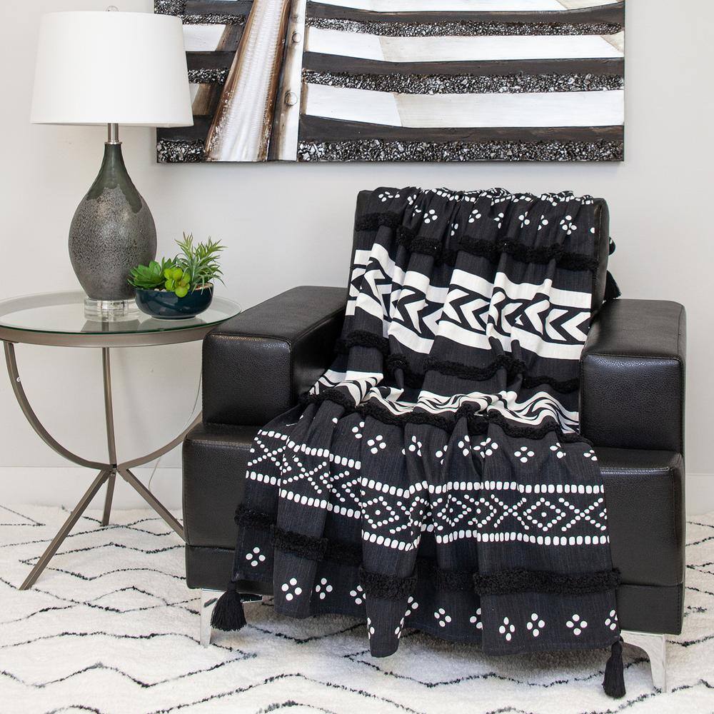 Transitional Black and White Cotton Throw with Tasseled Ends 50" x 60"