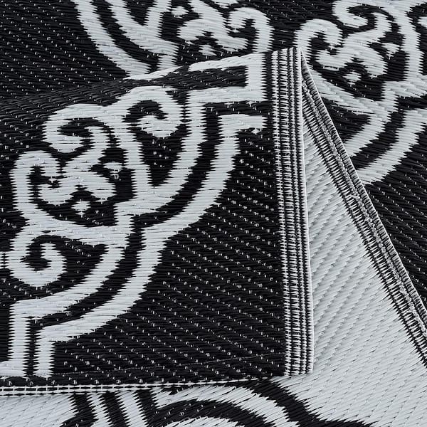 Marrakech Black White 6 ft. x 9 ft. Reversible Recycled Plastic Indoor/Outdoor Area Rug-Floor Mat