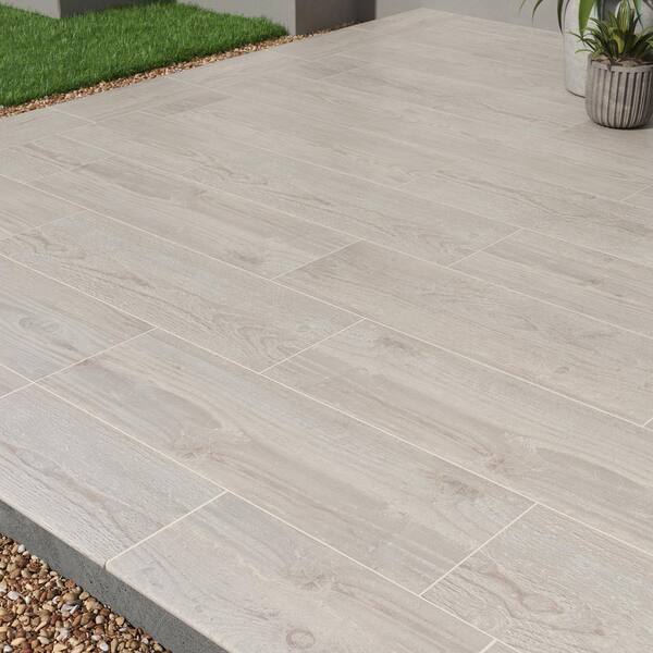 MSI Caldera Grigia 16 in. x 47 in. Matte Porcelain Wood Look Paver Tile (10.44 sq. ft./Case)
