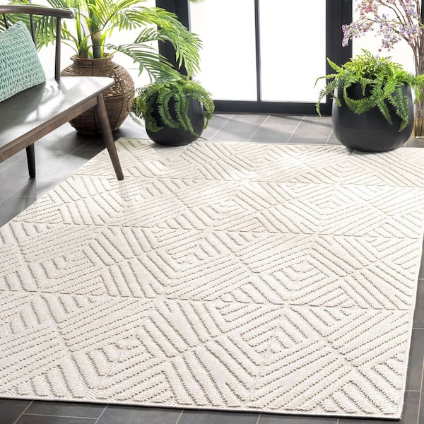 Global Light Beige/Ivory 8 ft. x 10 ft. Solid Chevron Checkered Indoor/Outdoor Area Rug