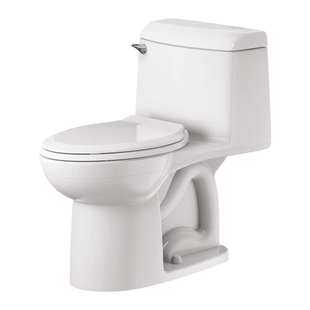 Champion 4 White Vitreous China Elongated Two-Piece Toilet