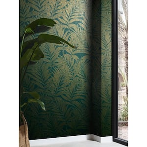 Hotel Collection Green Botanical Palm Leaf Glitter Finish Non-Pasted Non-Woven Wallpaper Roll