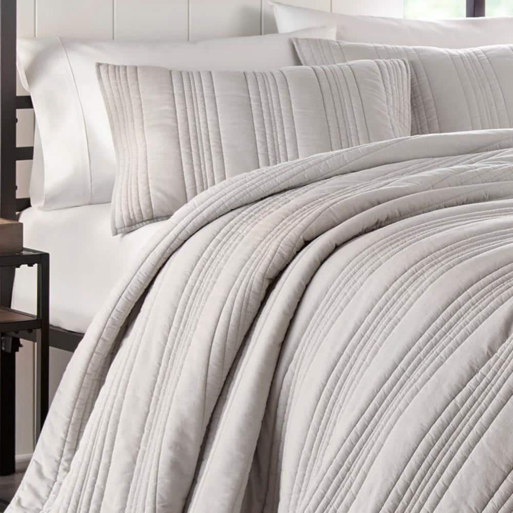 Horseshoe Gray Full/Queen Reversible Cotton Quilt Set