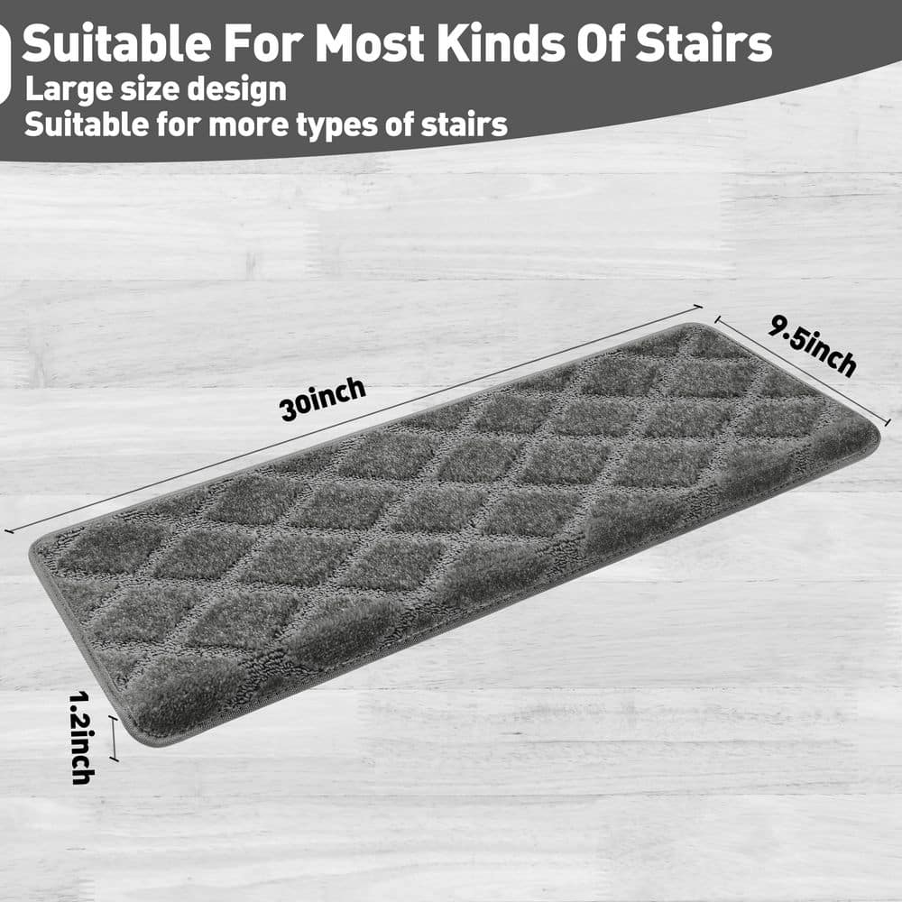 Gray Diamond Trellis Non-Slip Carpet Stair Treads Set
