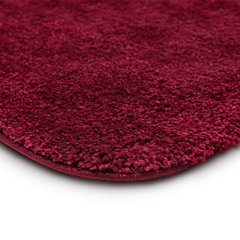 Burgundy Plush Polyester Bath Rug Set with Non-Slip Backing