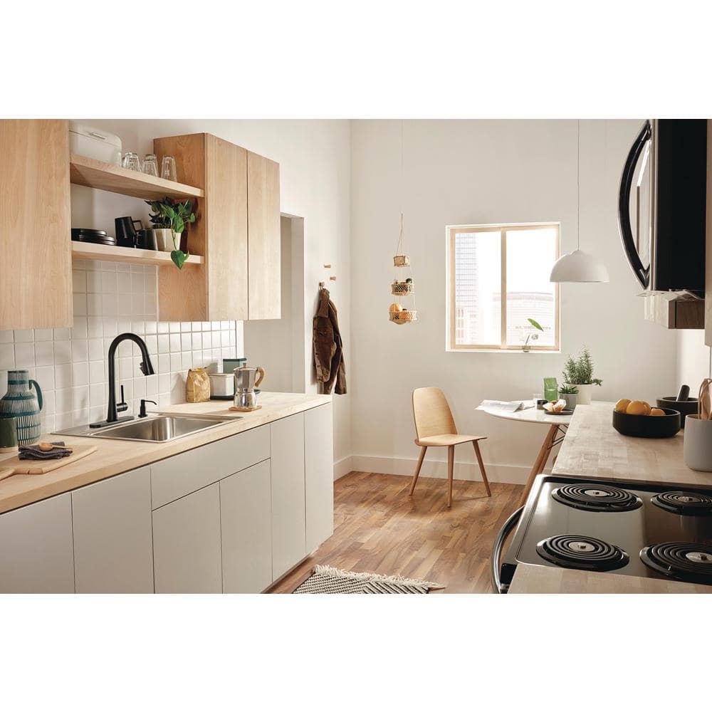 Precept Matte Black Single Handle Pull-down Kitchen Faucet with Sprayer