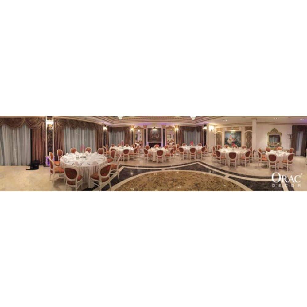 White Polyurethane Crown Moulding 78" x 6"