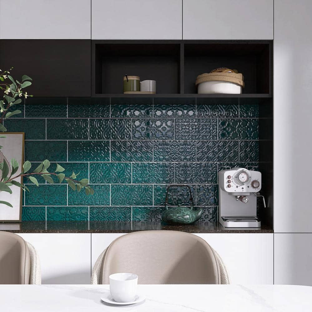 Zafiro Green Polished Ceramic Subway Wall Tile 5x10