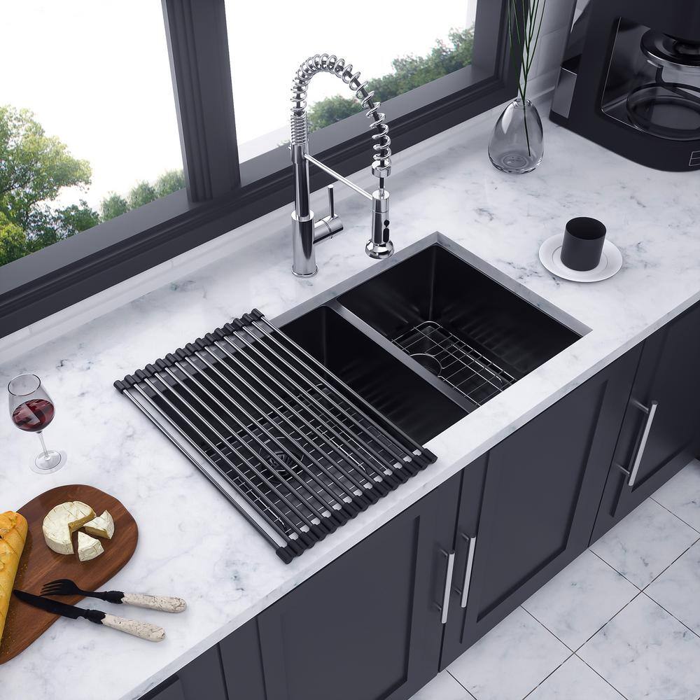 33'' Stainless Steel Undermount Double Bowl Kitchen Sink
