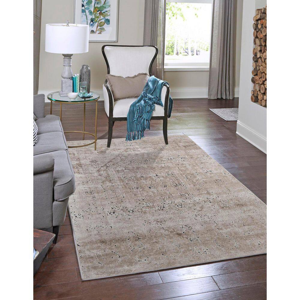 Beige Medallion Easy-Care Rectangular Synthetic Rug 5'1" x 8'
