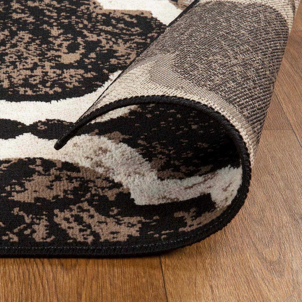 Chic Chocolate Trellis 4' x 6' Easy-Care Synthetic Area Rug