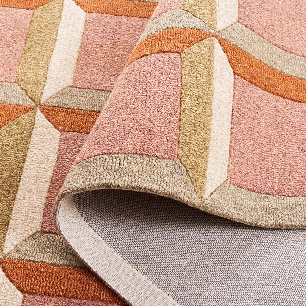Handmade Pink and Beige Geometric Wool Area Rug, 5' x 8'