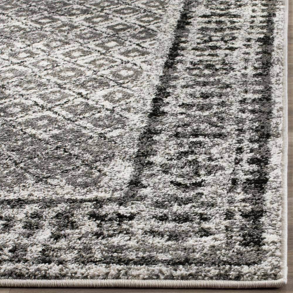 Ivory and Silver Rectangular Floral Motif Area Rug, 10' x 14'