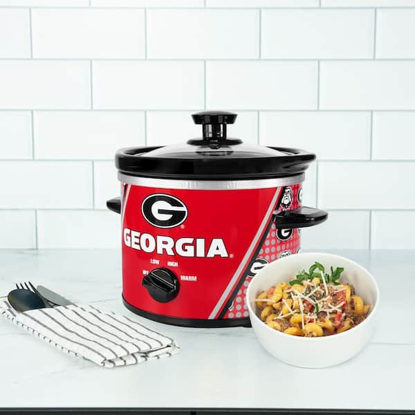 Uncanny Brands 2 qt. Georgia Bulldogs Red Slow Cooker SC2-FER-UGA