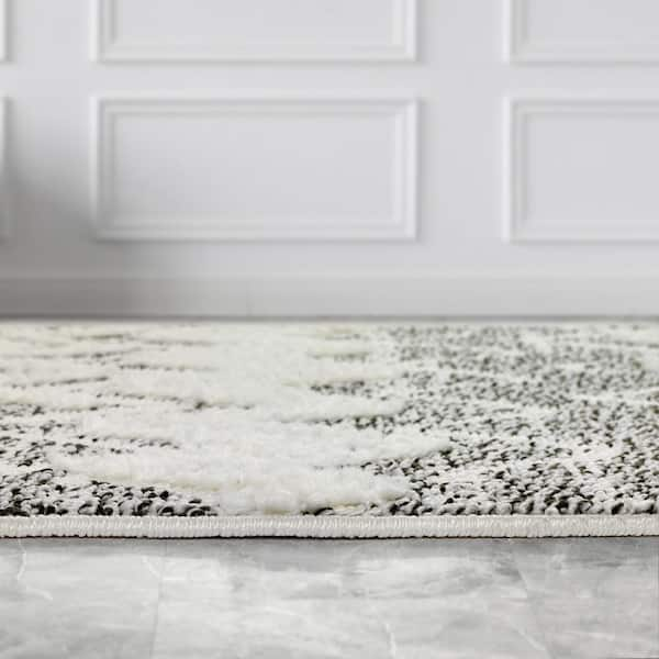 Palafito Geometric High-Low Area Rug