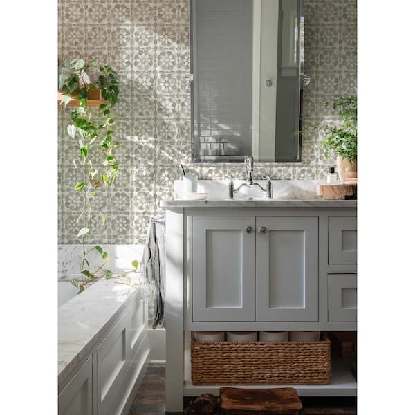 Izeda Grey Taupe Floral Tile Matte Non-Pasted Non-Woven Wallpaper Sample