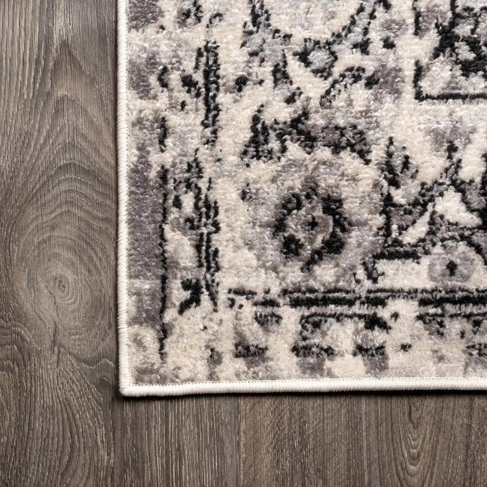 Ivory and Gray Synthetic Medallion 8' x 10' Area Rug