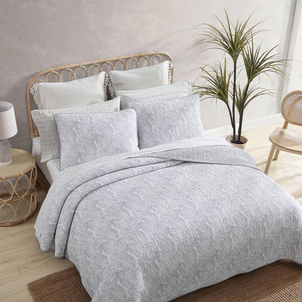 Gray Full Cotton Reversible Quilt Set with Shams