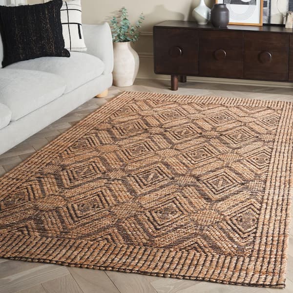 Natural Fiber 5 ft. x 8 ft. Natural/Black Diamond Border Distressed Area Rug