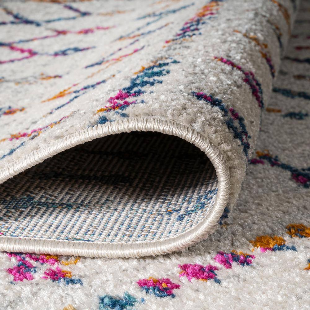 Cream and Multi Diamond Pattern 8' x 10' Synthetic Area Rug