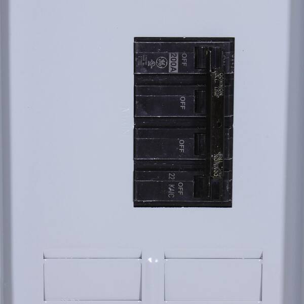 PowerMark Gold 150 Amp 16-Space 32-Circuit Outdoor Main Breaker Circuit Breaker Panel PowerMark Gold 150 Amp 16-Space 32-Circuit Outdoor Main Breaker Circuit Breaker Panel