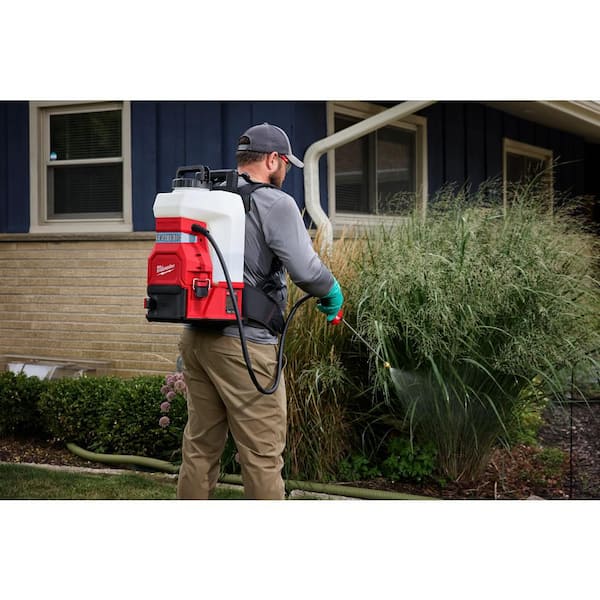 Milwaukee 18 in. Short Sprayer Wand for SWITCH TANK Backpack