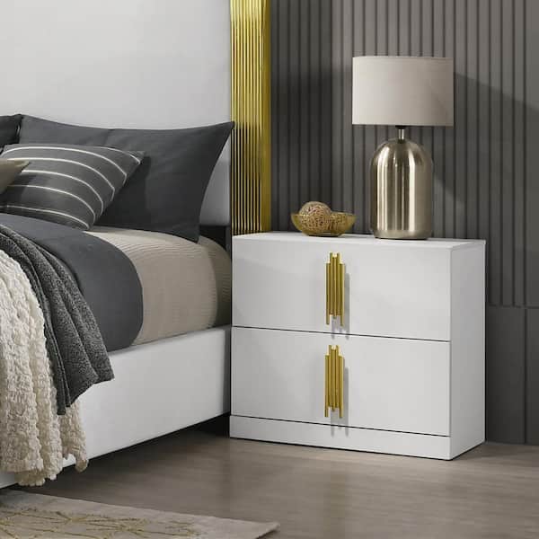 Furniture of America Serten White 2-Drawer 25 in. W Nightstand with Center Metal Glide and Gold Handles