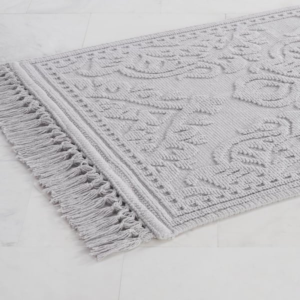Ricardo Cotton Fringe 27 in. x 45 in. Bath Rug in Light Grey