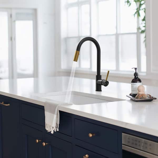 Matte Black 15.9 in. H Pull Down Sprayer Kitchen Faucet with 360° Swivel Spout, 2‑Function Sprayer, 1.8 GPM