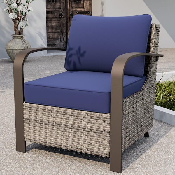 Patio Wicker Outdoor Lounge Chair with Blue Cushions
