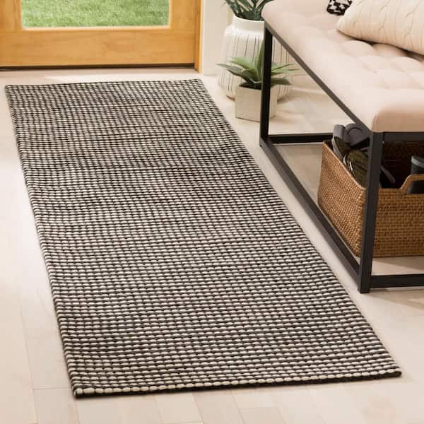 Natura Ivory/Black 2 ft. x 8 ft. Solid Runner Rug