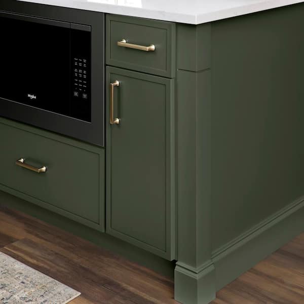 Leyton 15 in. W x 24 in. D x 34.5 in. H Ready to Assemble Plywood Slim Shaker Base Kitchen Cabinet in Fern Green