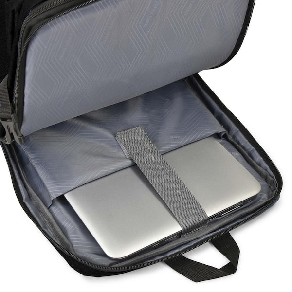 洋書 Mobile Backhaul Travel Select Grayville 16.5 in. Black Multifunctional Expandable