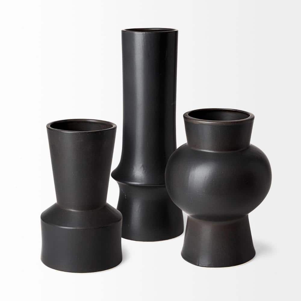 Matte Black Trumpet Ceramic Decorative Table Vase