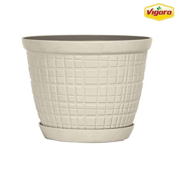 Vigoro 6 in. Adeline Small Ivory Recycled Plastic Planter (6 in. D x 4.5 in. H) with Attached Saucer